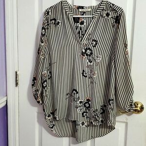 Black Rainn Cream & Black Stripped and Floral Flowy Popover Top L